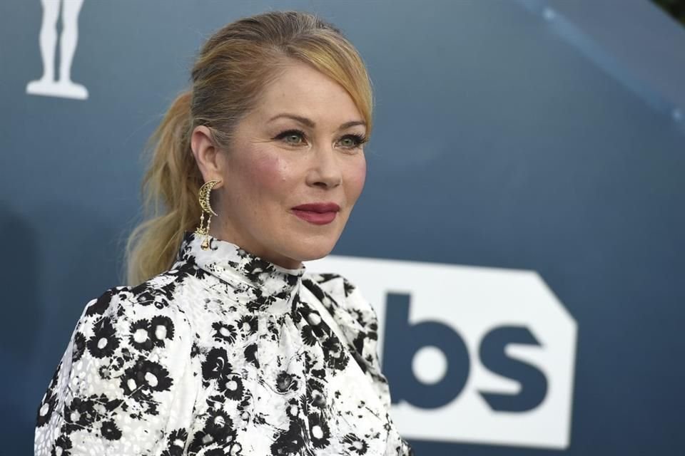 Christina Applegate fue diagnosticada con esclerosis múltiple en 2021.