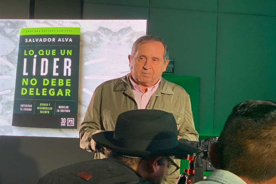 Salvador Alva, ex presidente del Tec de Monterrey. 