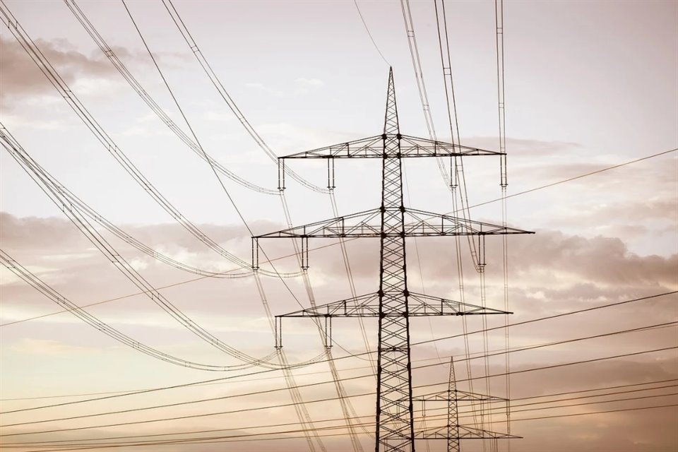 Directora de CFE informó plan de fortalecimiento de transmisión eléctrica en el País de 2025 a 2030 que prevé una inversión de 163.5 mmdp.