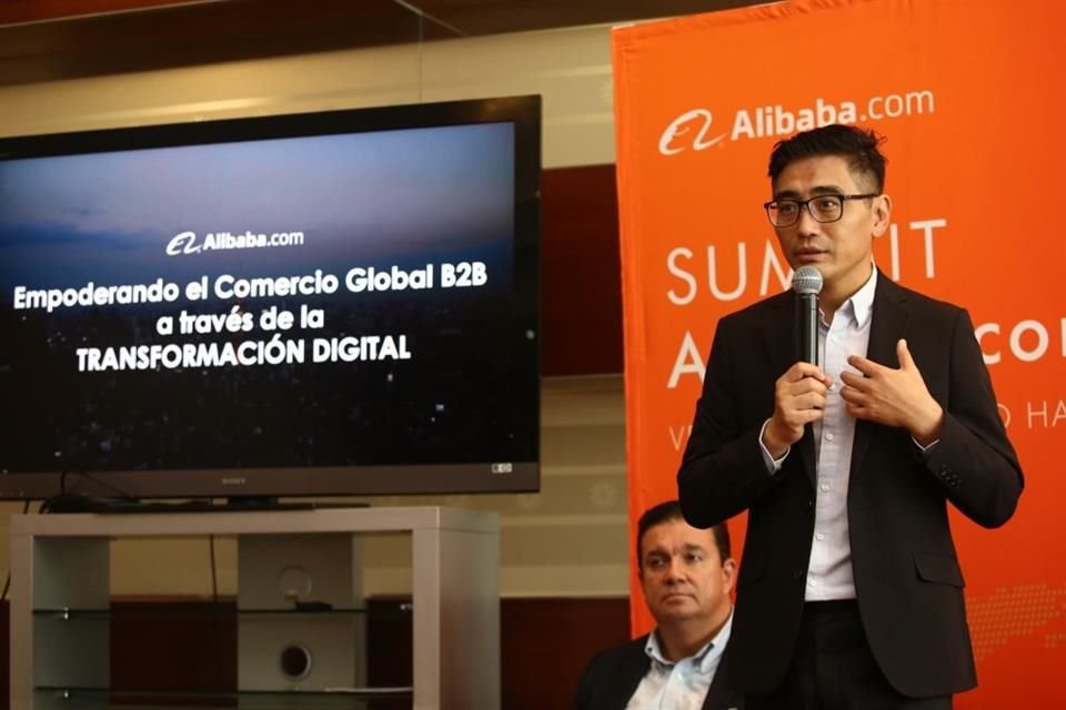 Stephen Kuo,  Steven Kuo gerente General de Alibaba para América del Norte.