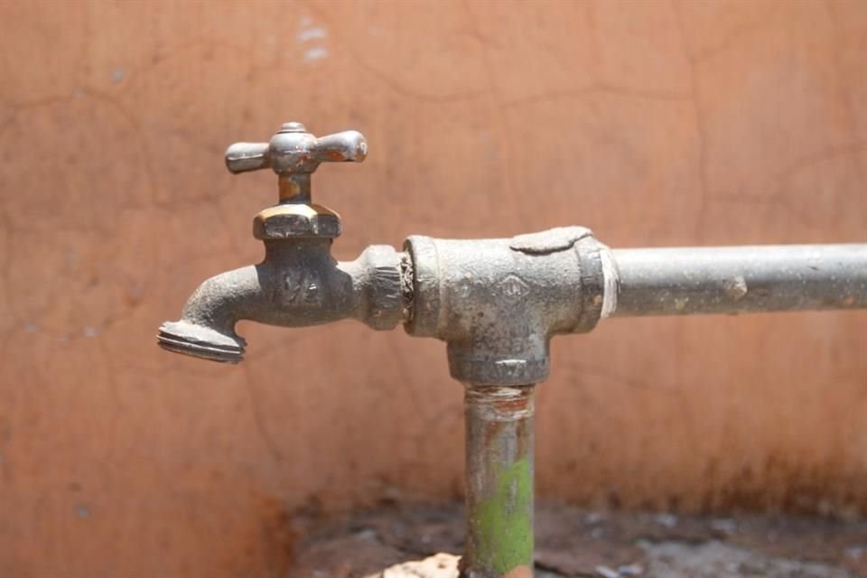 El suministro de agua se restablecerá mañana.