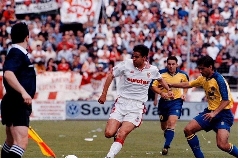 Vassillis Tsartas se convirtió en la estrella del Sevilla del final de la década de los 90.