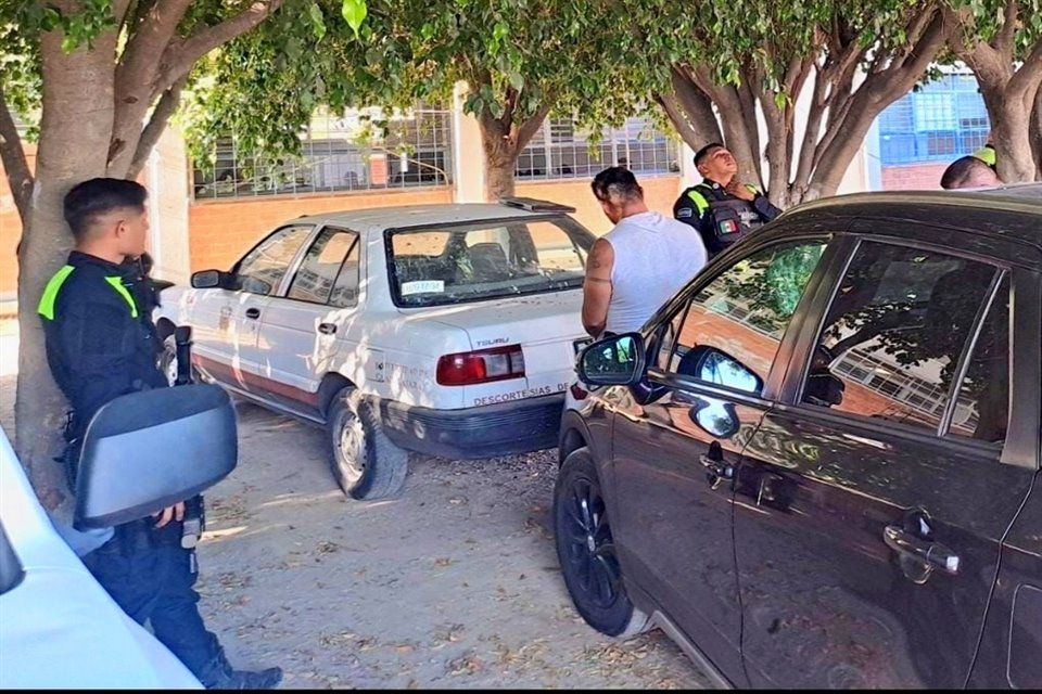 El policía vial detenido por golpear a estudiantes de la Preparatoria Tonalá fue liberado porque llegó a un acuerdo con los afectados.