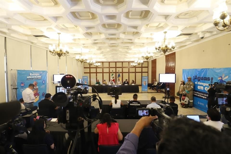 En rueda de prensa se dio a conocer que en Jalisco se acumulan 633 casos de dengue desde que inició el 2024 hasta el 29 de junio; en este mismo periodo pero de 2023, apenas se había 8 casos.