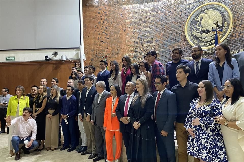 Hoy se realizó una conmemoración a la Constitución de Jalisco en el Congreso del Estado.