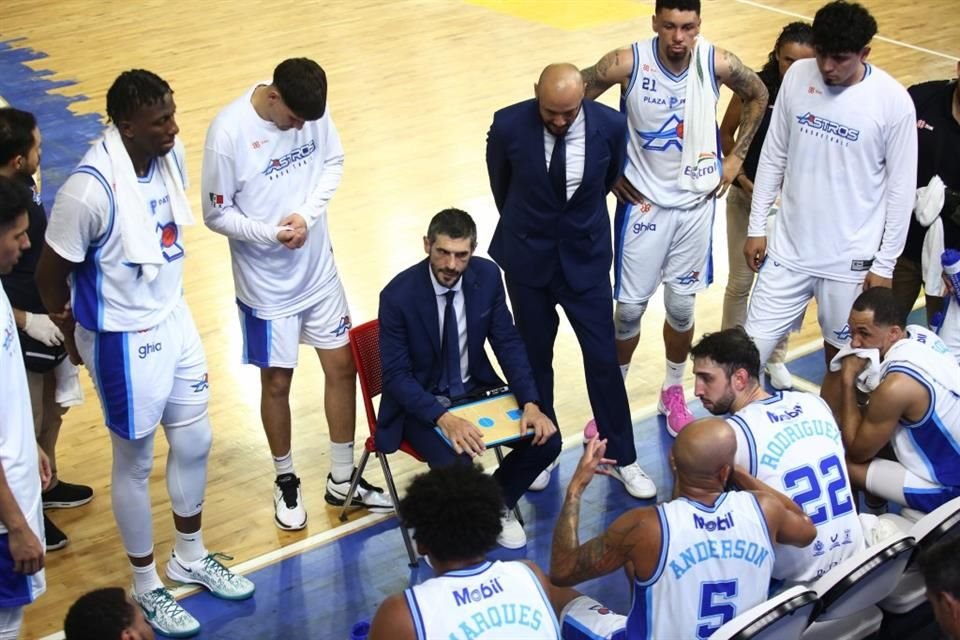 Los Astros de Jalisco perdió 84-74 por los Diablos Rojos de México, en su segundo juego de la temporada 2024 de la LNBP.