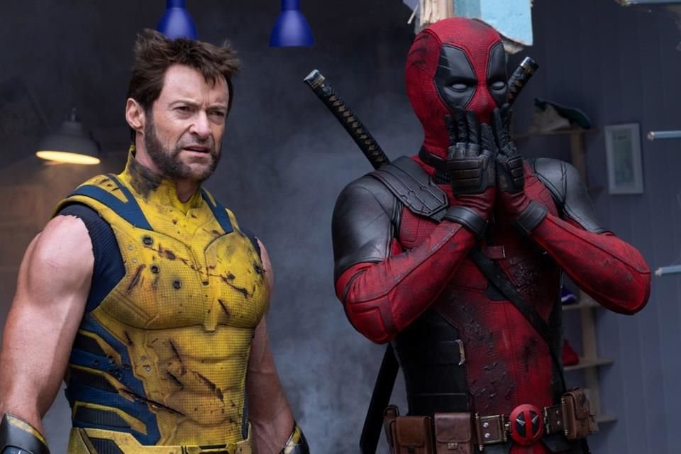 En un intento de salvar Marvel Studios, Ryan Reynolds y Hugh Jackman unen personajes, en una aventura que funciona como 'cop buddy movie'.