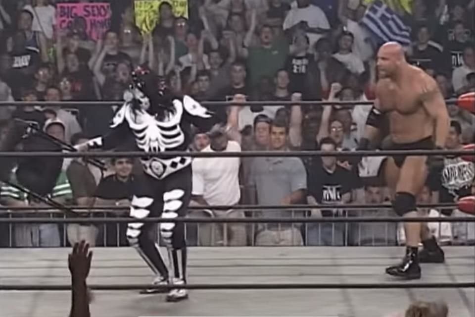 La Parka salió al episodio 141 de WCW Monday Nitro, en Evansville, Indiana, para enfrentarse a Goldberg.