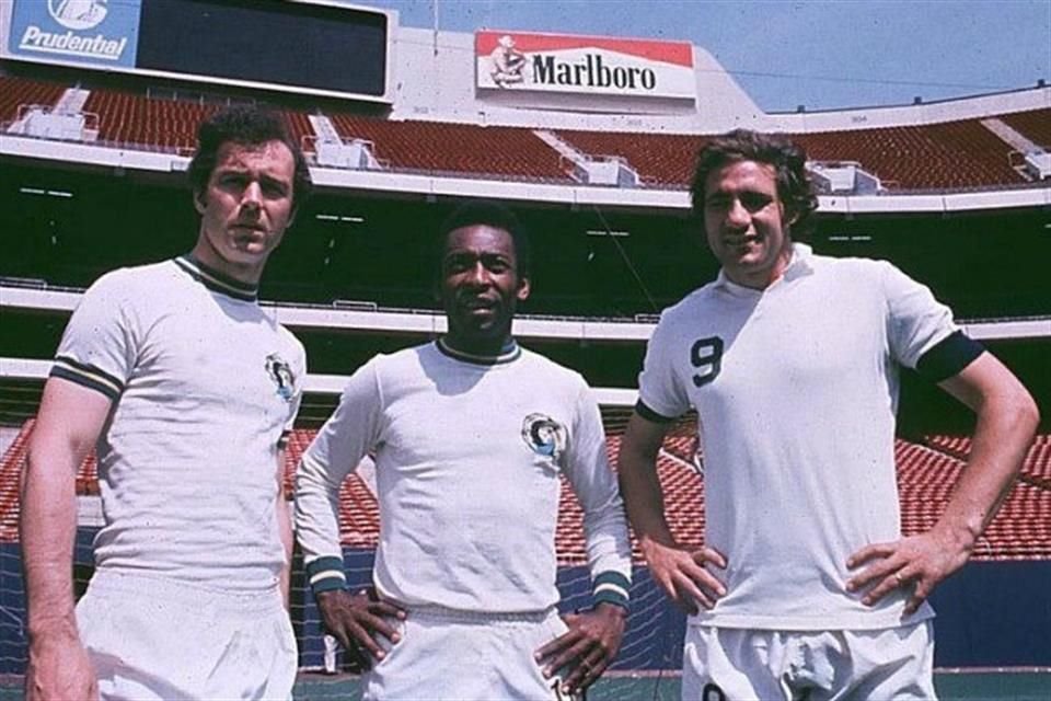 Beckenbauer, Pelé y Chinaglia.