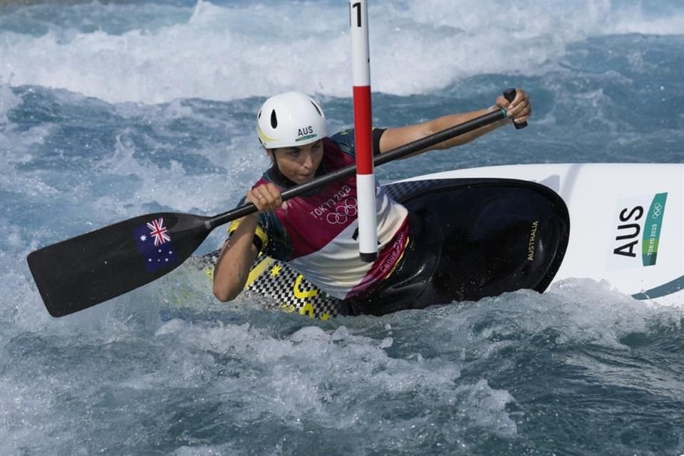 Jessica Fox sacó el ingenio  en los Juegos Olímpicos de Tokio 2020.