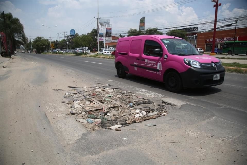 El pasado 15 de julio apareció un socavón en esta avenida derivado de las lluvias que azotaron en la Ciudad.