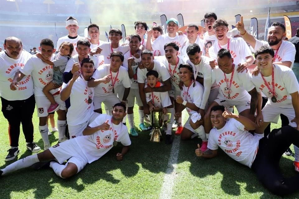 Ameca venció en penales a Ixtlahuacán para coronarse en la Copa Jalisco.