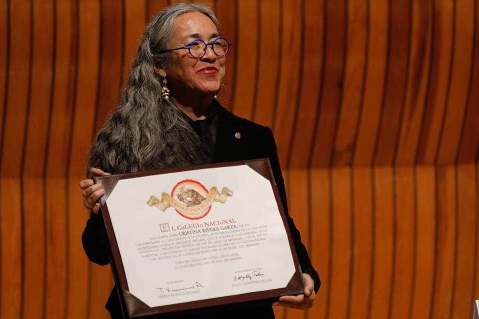 La ganadora del Premio Pulitzer, Cristina Rivera Garza, estará por primera vez en Puerto Vallarta para hablar de su trabajo literario.