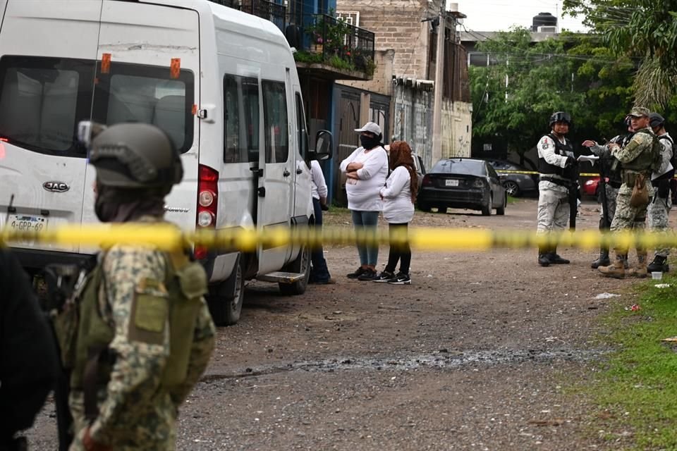 Hasta este lunes, de la fosa en Paraísos del Colli, detectada el 28 de julio, las autoridades habían exhumado 45 bolsas con restos humanos.