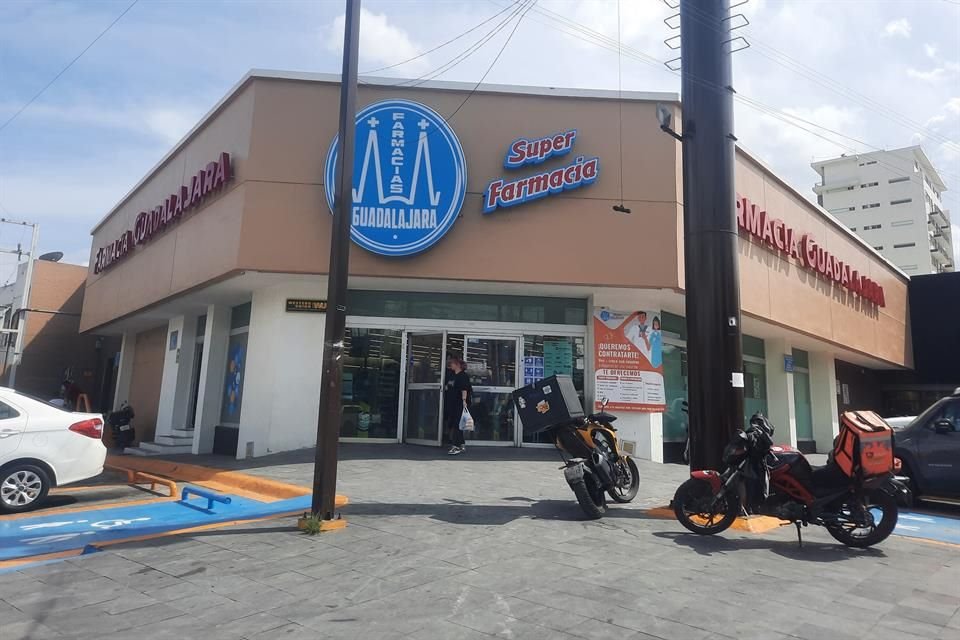 Entre abril y junio Farmacias Guadalajara cadena abrió 39 nuevas unidades, con lo que ya son 2 mil 768 sucursales en 478 ciudades de los 32 Estados del País.