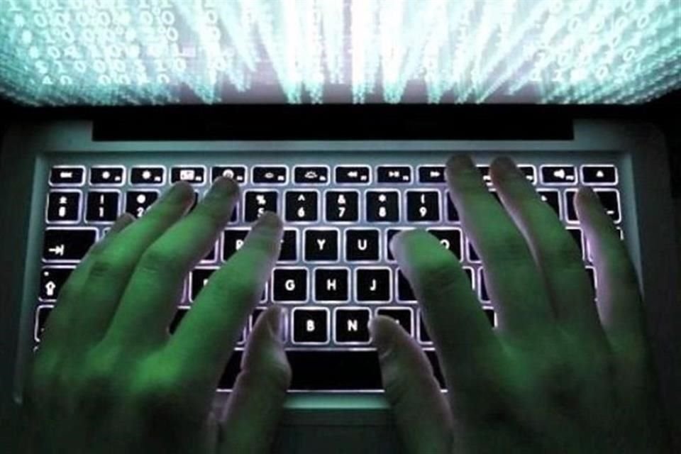 La segunda víctima que denunció en 2021 fue enganchada a través de Facebook y Tinder.