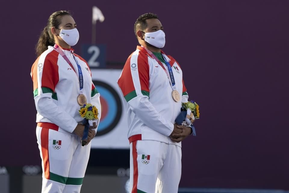 Los arqueros vieron izar la bandera de México por primera vez en Tokio.