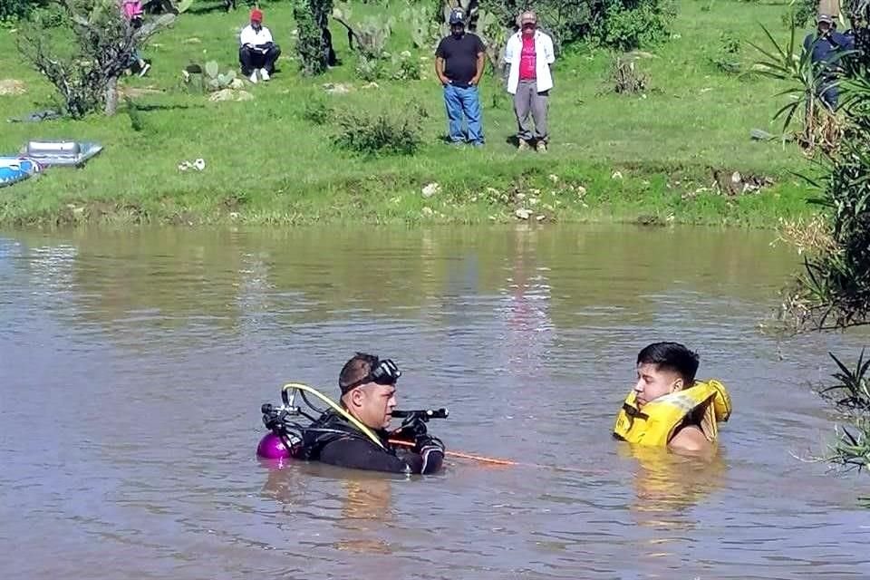 Dos jóvenes murieron ahogados cuando se encontraban en una reunión y se metieron a nadar en un cuerpo de agua, en la localidad de La Rosa.