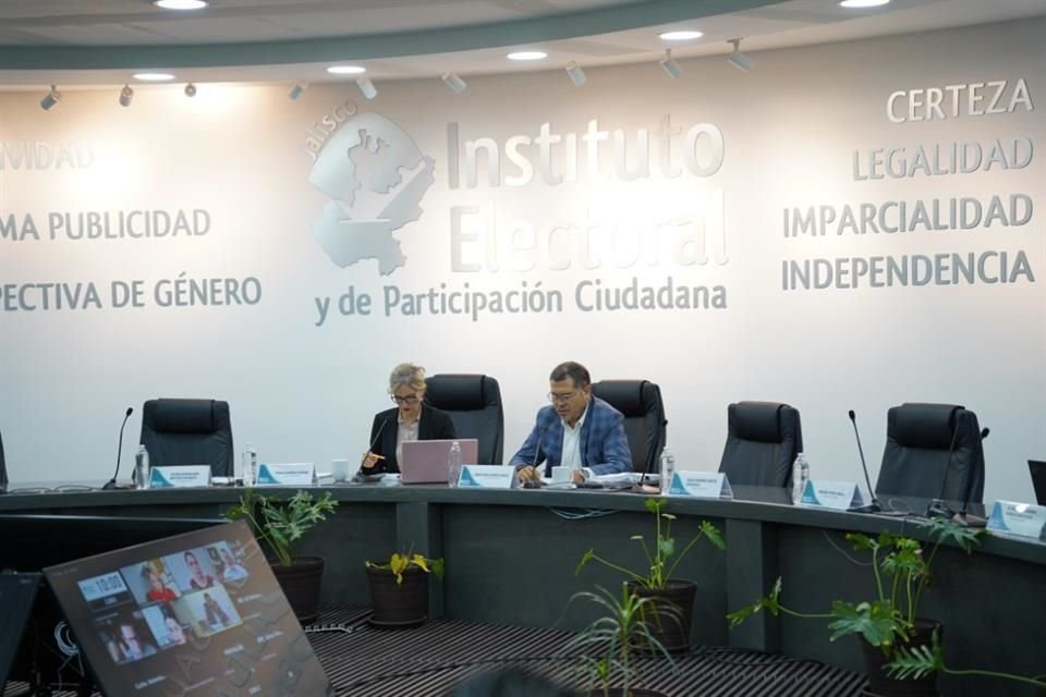 Como parte del proceso para la liquidación del partido Futuro, el IEPC designó como interventor a Héctor Alberto Romero, vinculado a MC.