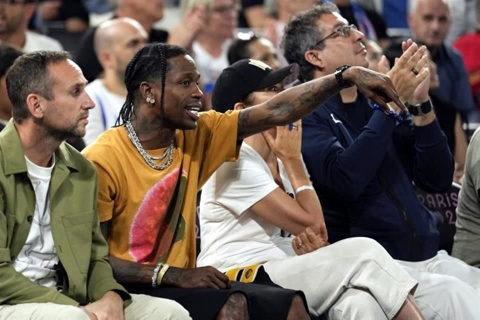 Travis Scott tuvo un altercado con su guardaespaldas.