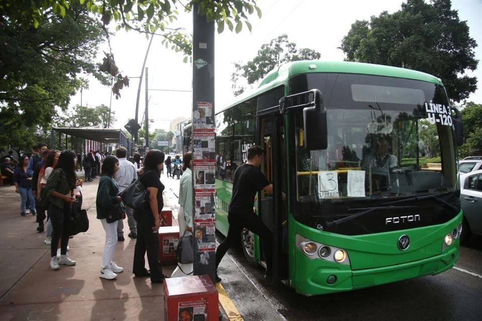Algunos usuarios llegan a tomar hasta seis camiones al día.