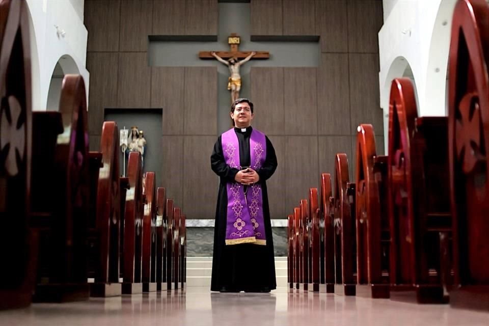Padre José Elías Juárez, exorcista adjunto desde el 2023.