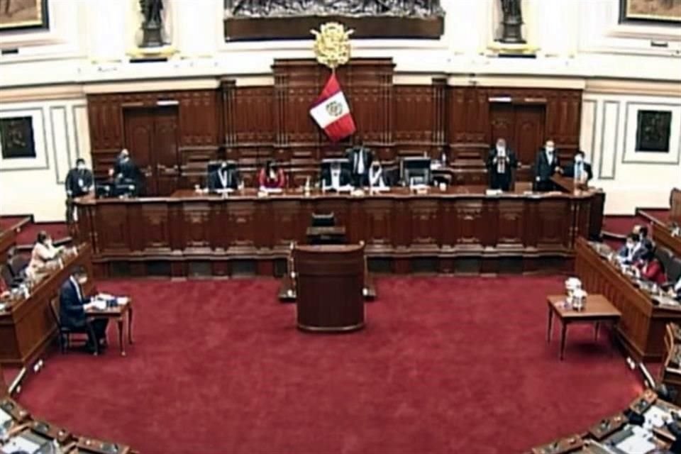 Partidos opositores al Presidente electo de Perú, Pedro Castillo, ganaron la dirección de la Mesa Directiva del Congreso.