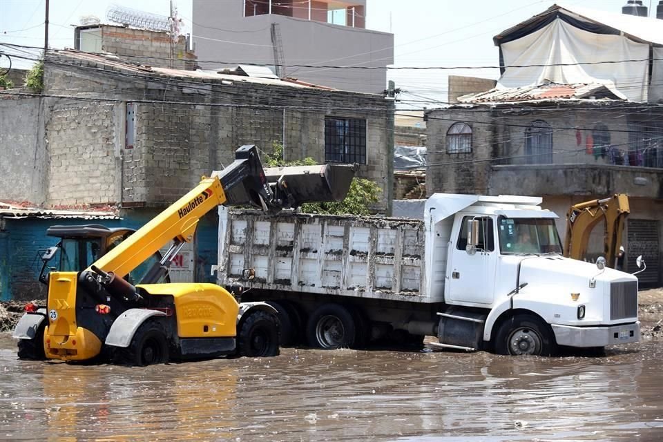 Algunos habitantes afectados perdieron su vivienda o su negocio.