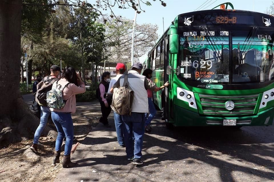 De acuerdo con los resultados presentados, temas como la conectividad, la iluminación, la atención del conductor y la forma de subir y dejar pasaje fueron de los temas con mejor calificación.