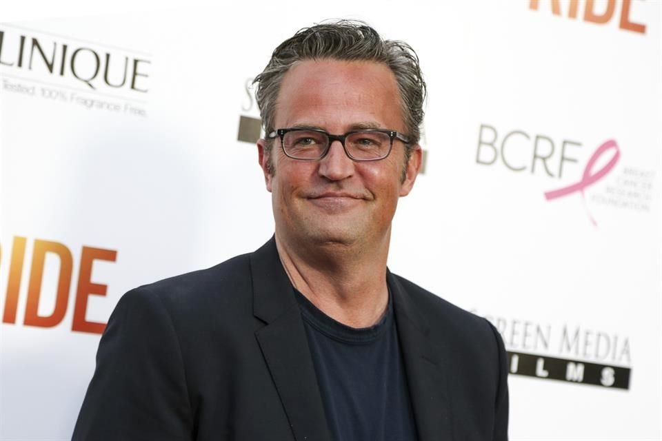 Autoridades policiales realizaron arrestos de al menos una persona relacionada a la muerte del actor Matthew Perry.