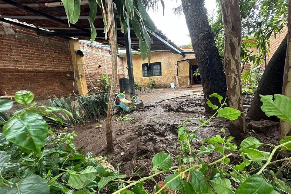 Se espera que los trabajos de limpieza en el municipio puedan culminar en el transcurso de mañana sábado.