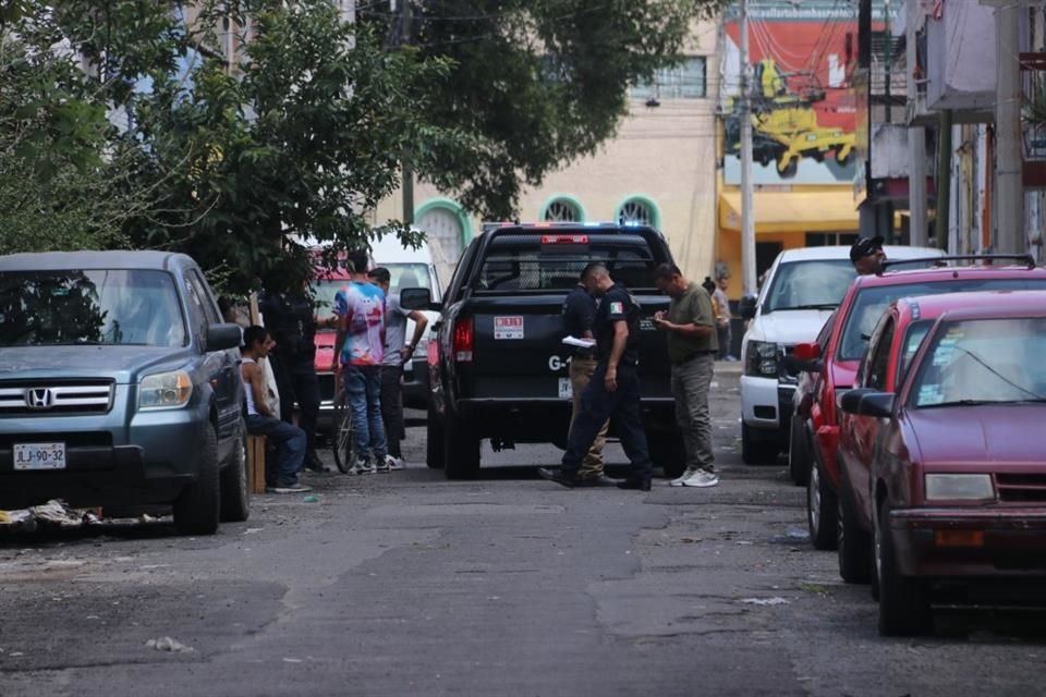 Un hombre fue atacado a balazos la tarde de este jueves en un taller ubicado en la Colonia Barragán y Hernández, en Guadalajara; fue reportado en estado grave.