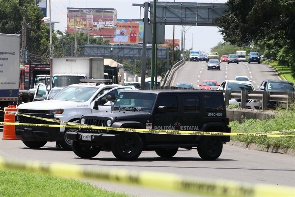 Un hombre, de aproximadamente 40 años y en situación de calle, murió atropellado en la lateral de la Avenida Lázaro Cárdenas y  Oleoducto, en el Parque Industrial El Álamo.