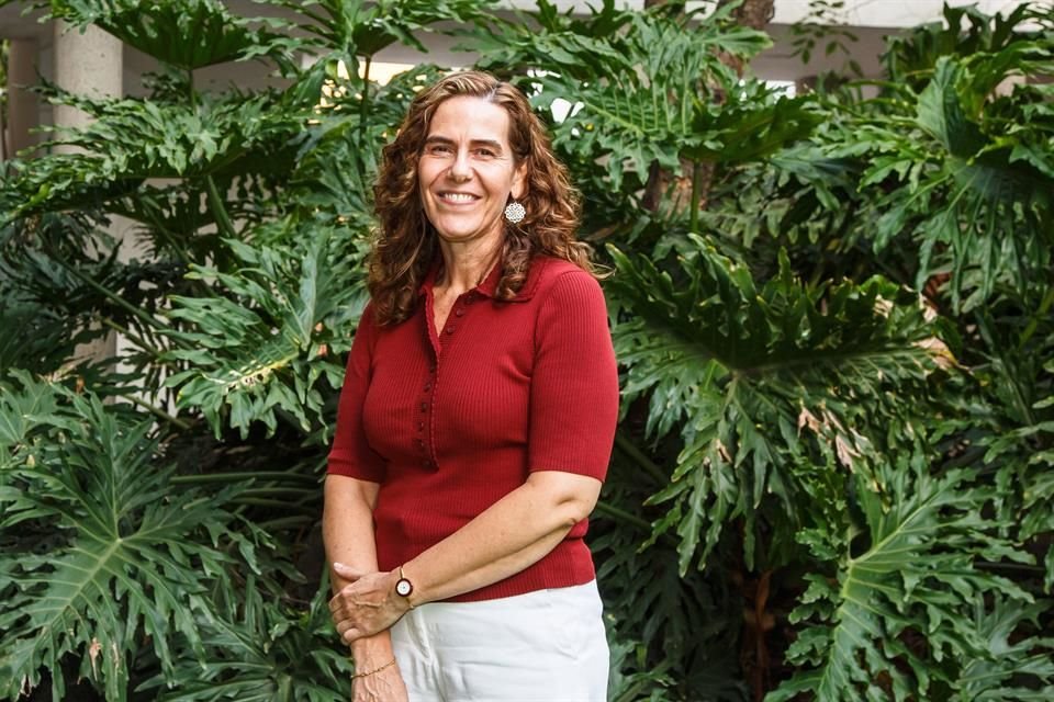 Paola Lazo Corvera, titular de la SISEMH.