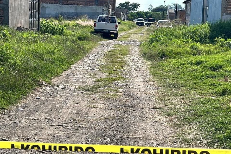 En una agresión contra un hombre y una mujer en la Colonia San Martín de las Flores, ambos perdieron la vida.
