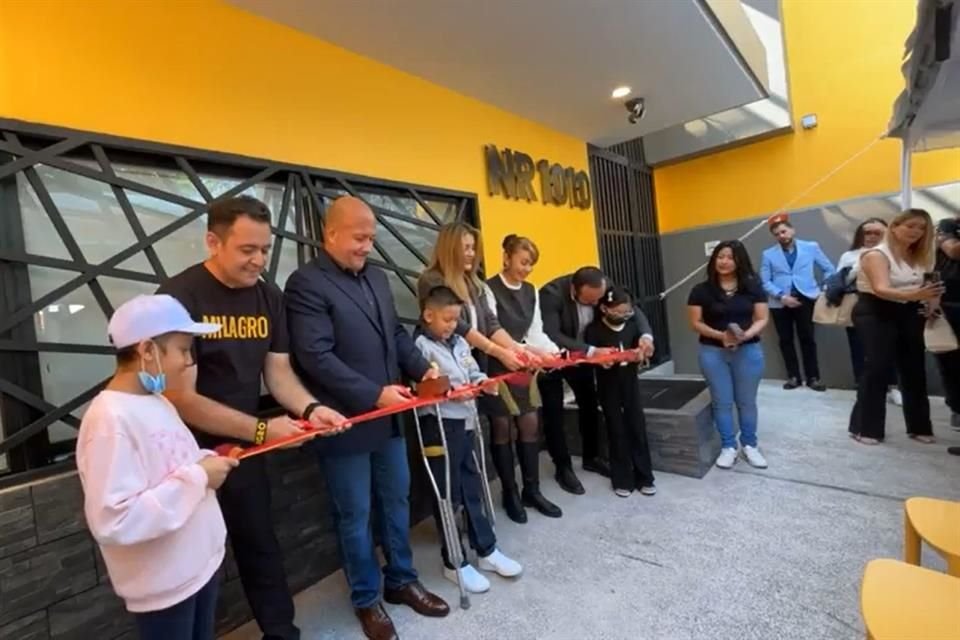Inaugura Nariz Roja Casa Darinka, en memoria de esta pequeña contra el cáncer.