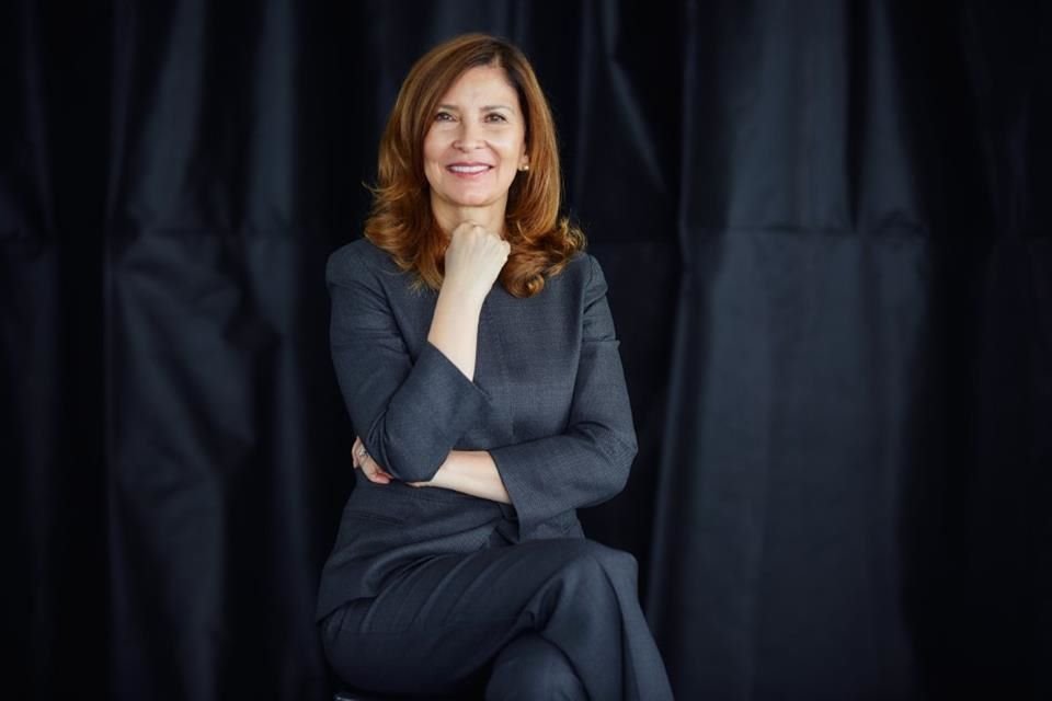 Carmen Villarreal Treviño recibirá la Medalla al Mérito Industrial 2024. Es la tercera mujer en ser reconocida con este galardón.