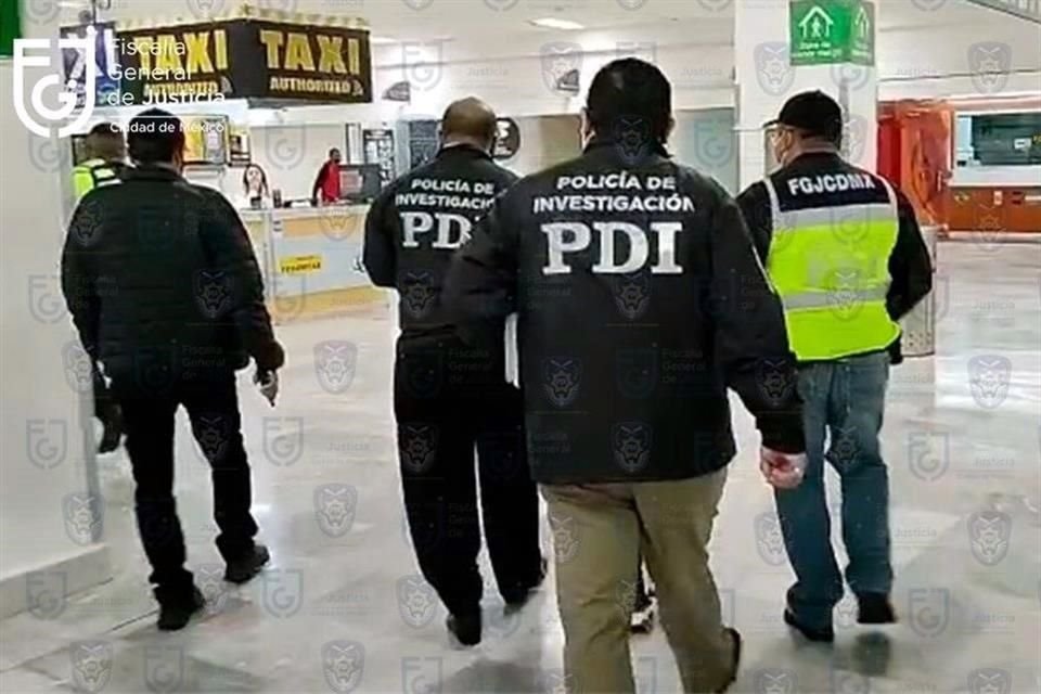 El aseguramiento se registró en el AICM cuando el ahora aprehendido buscaba viajar con destino a Miami, Florida.