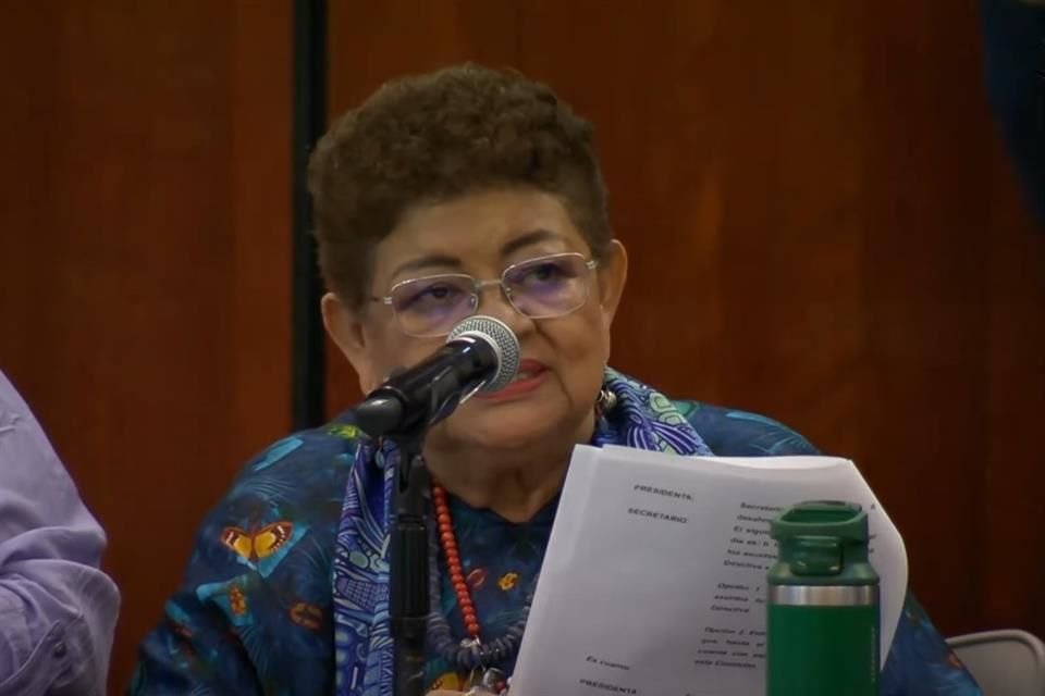 Ernestina Godoy Ramos, presidenta de la Comisión de Puntos Constitucionales.