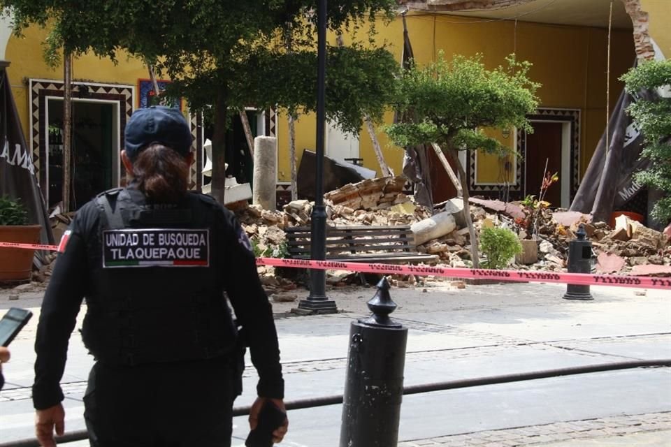 En tanto se realizan los trabajos de restauración del inmueble se capacitaría a sus trabajadores en materia de protección civil.