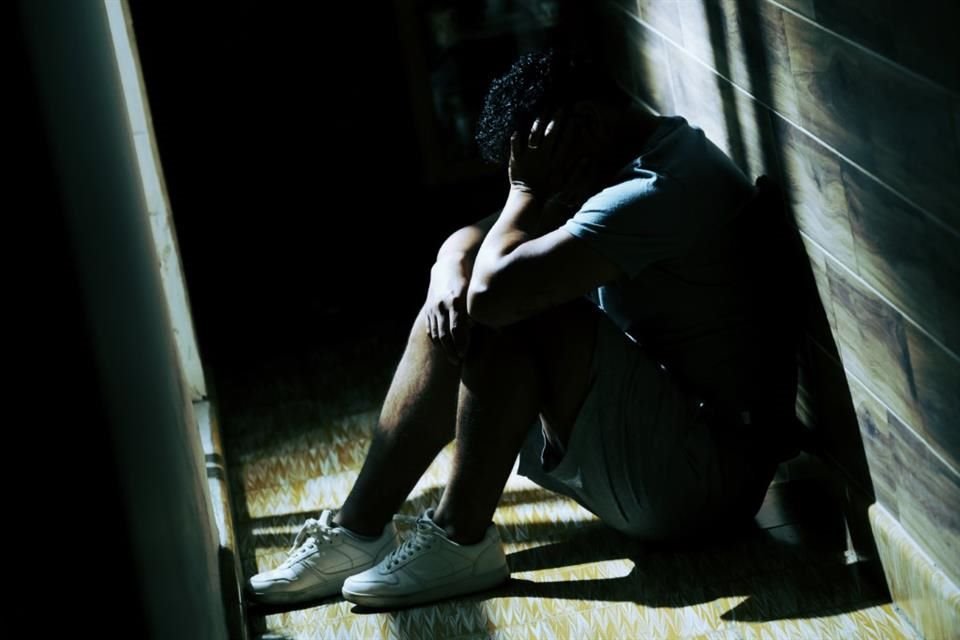 Entre adultos de 20 a 34 años se concentra el 41.1 por ciento de los suicidios consumados en 2023 en Jalisco. 