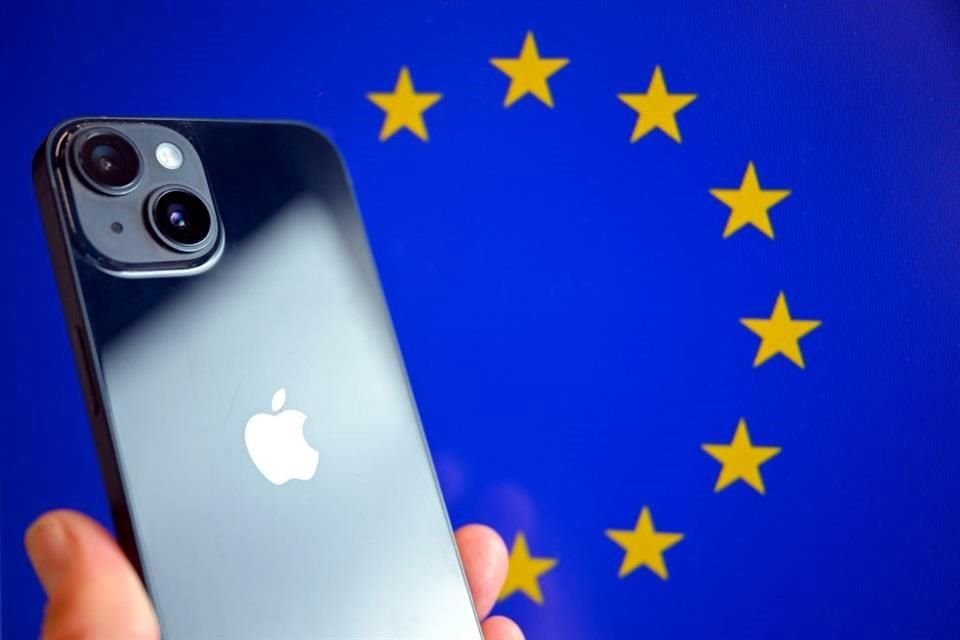 Los reguladores antimonopolio de la UE detallarán cómo debe abrirse Apple a sus rivales.