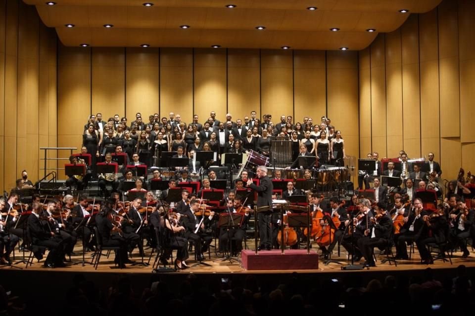 Regresa al Teatro Degollado la música y legado sonoro de Clemente Aguirre, interpretado por cerca de 200 músicos.