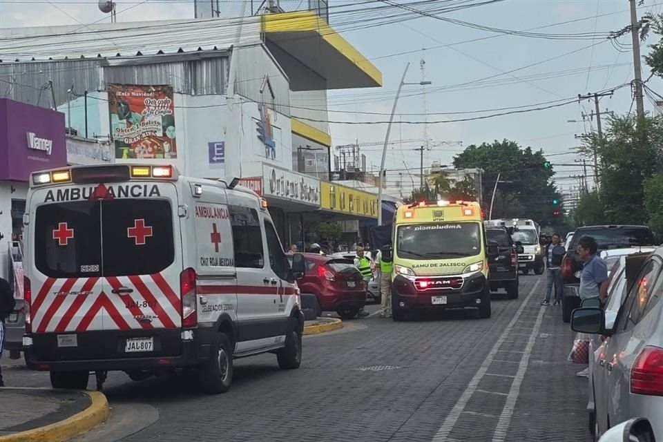 La Colonia Santa Tere, en Guadalajara, fue escenario de una riña en la que hubo disparos y un hombre resultó lesionado.