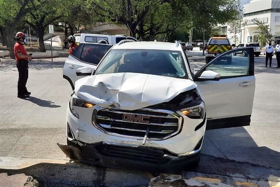 El accidente se registró cerca de las 16:35 horas en el cruce de Calzada del Valle y Río Grijalva, en la Colonia Del Valle.