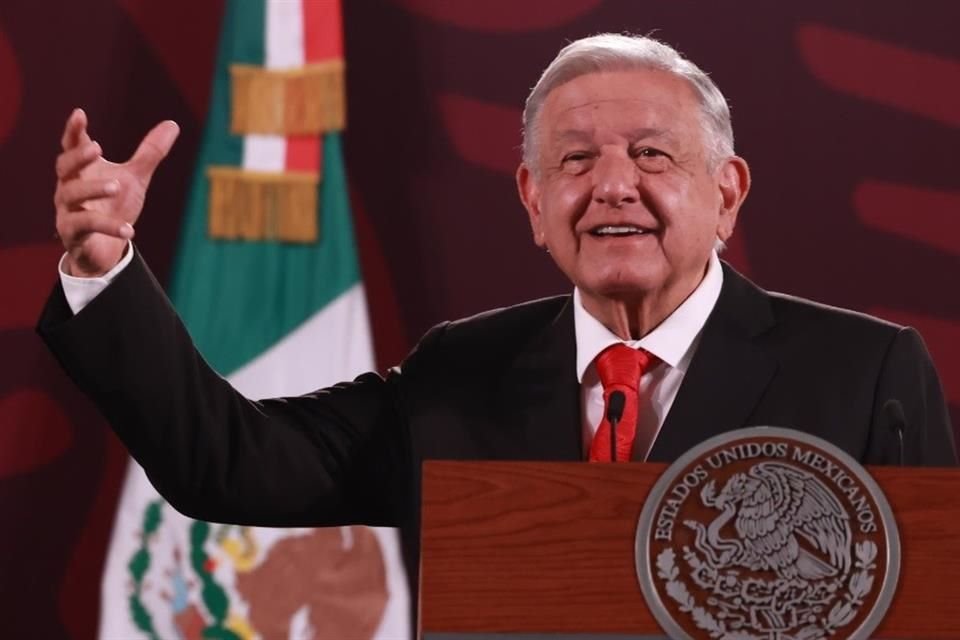 Andrés Manuel López Obrador, Presidente de México.