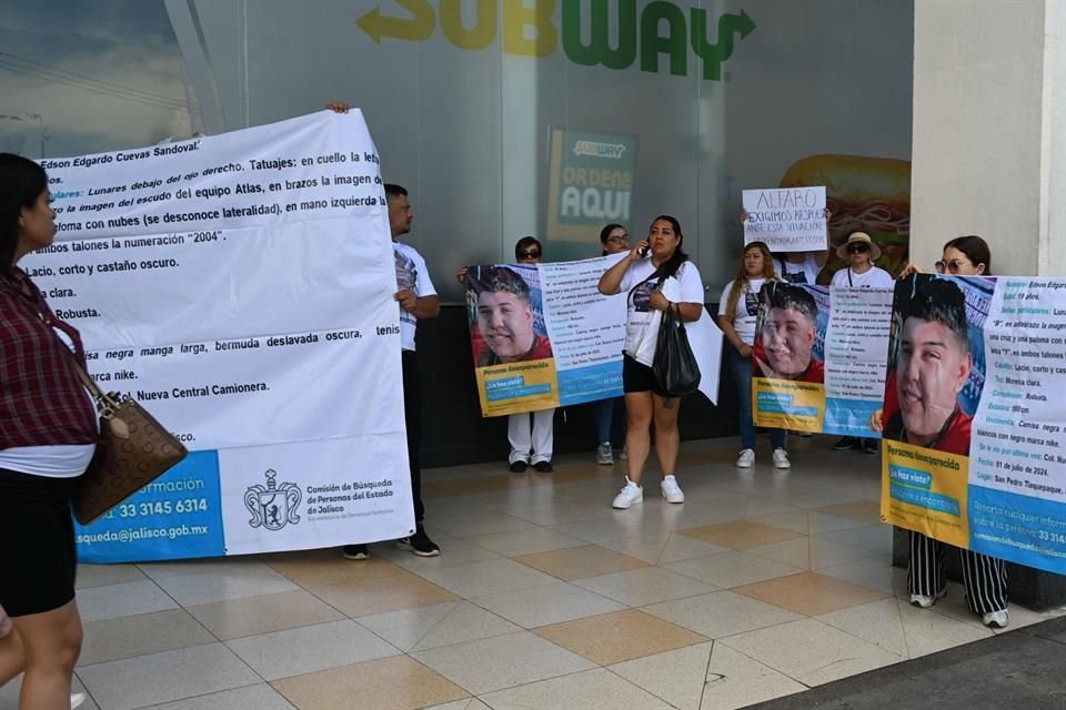 La Comisión de Búsqueda del Estado reportó la desaparición de un joven más en la Central Nueva, en Tlaquepaque; suman ya 24 desaparecidos.