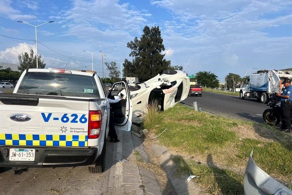 El accidente ocurrió a las 17:30 horas en Periférico Norte, cerca de la Calle Fernando de Aranguren.