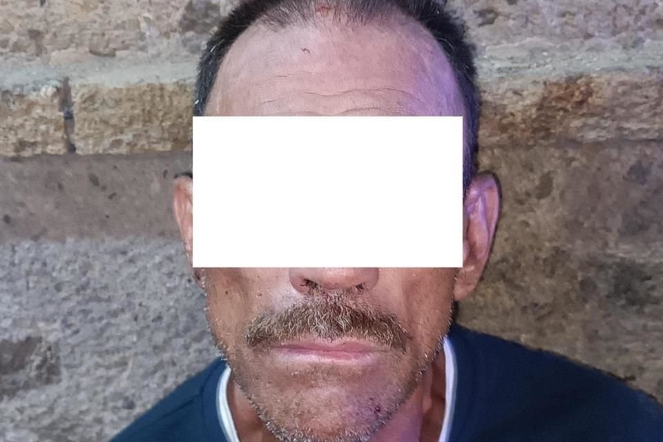 Un hombre de 50 años fue detenido en el Centro de Guadalajara, luego de que, presuntamente, tocó a la vendedora de una tienda de lencería.