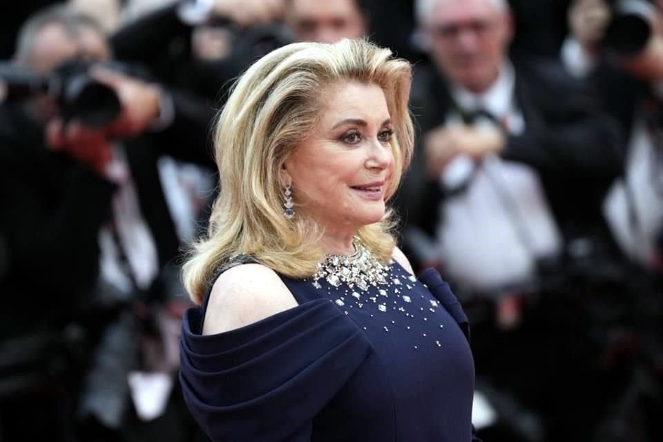 El próximo 28 de febrero se celebrará la esperadísima edición número 50 de los Premios César, el equivalente francés del Óscar, y lo hará con una presidenta honoraria de lujo: Catherine Deneuve.